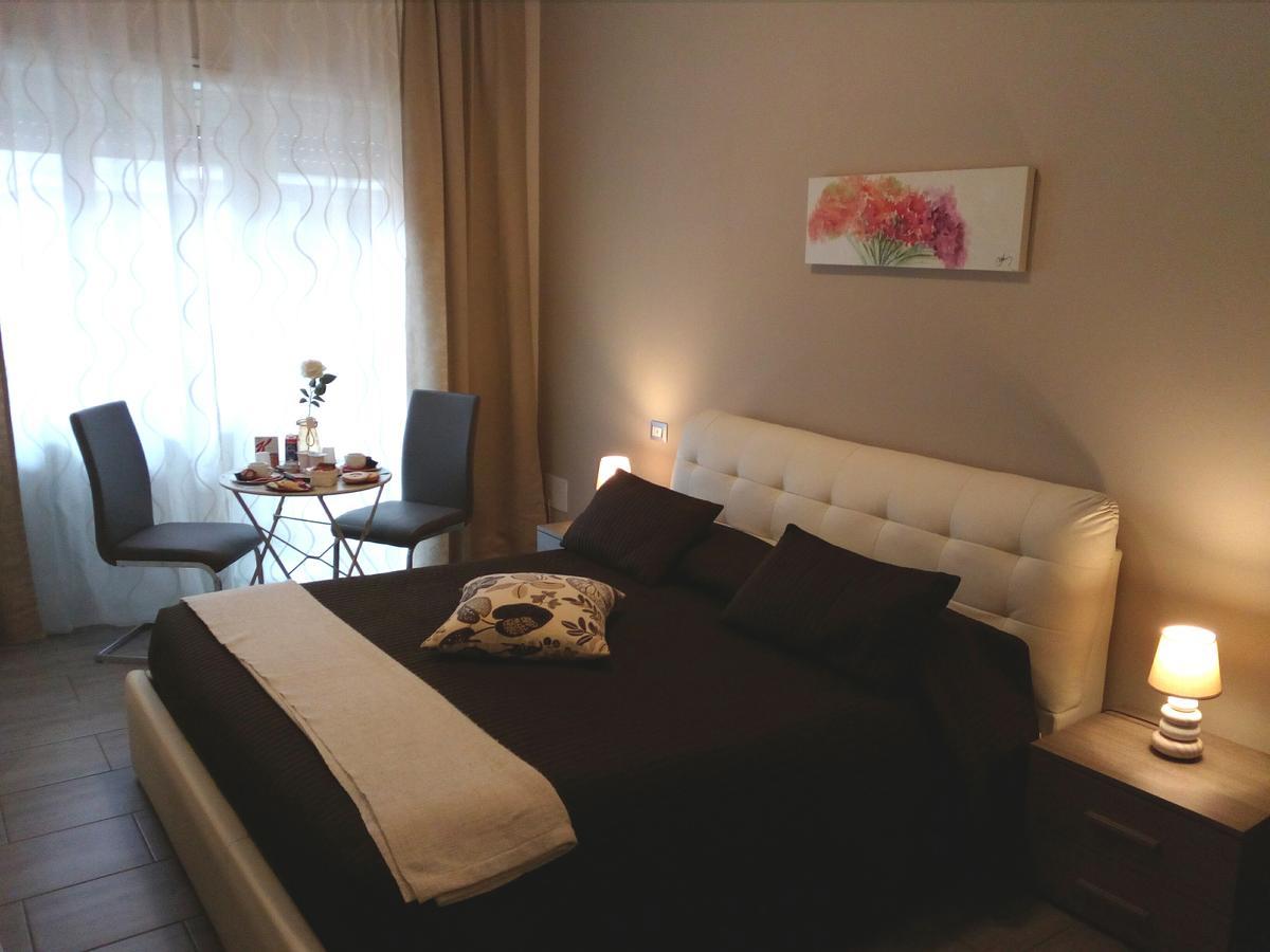 Pianeta Roma 48 Hotel ภายนอก รูปภาพ